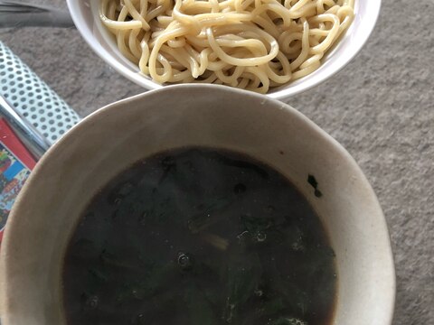 ほうれん草入りレモンつけ麺